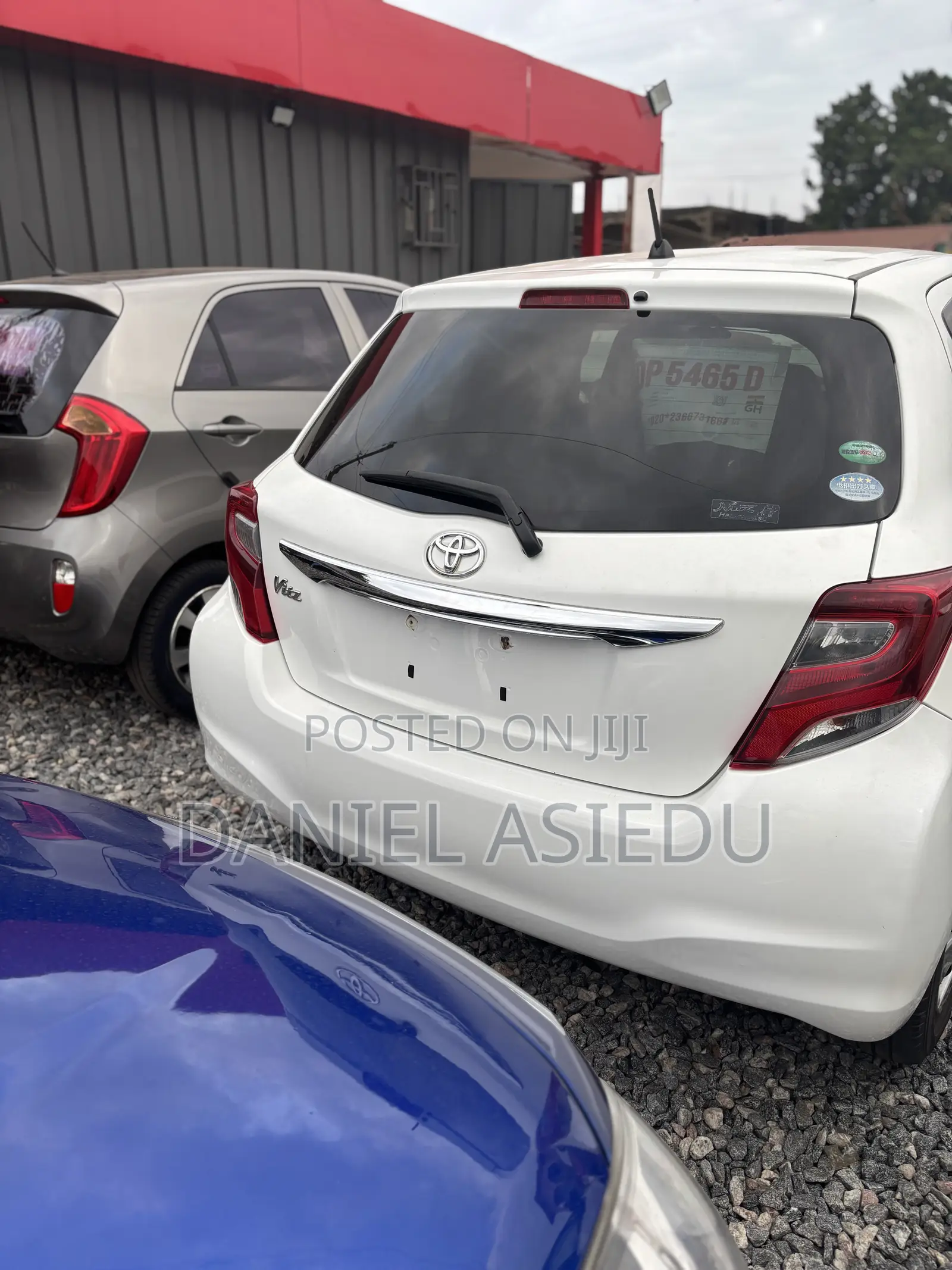 Toyota Vitz 1.3 AWD 3dr 2015 White
