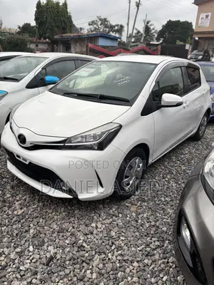 Toyota Vitz 1.3 AWD 3dr 2015 White