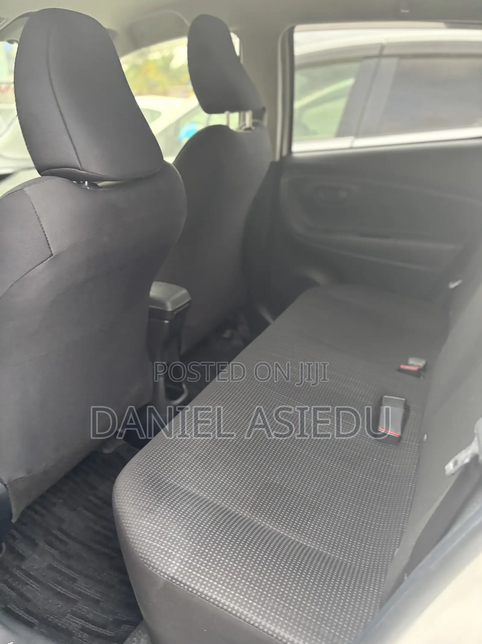 Toyota Vitz 1.3 AWD 3dr 2015 White