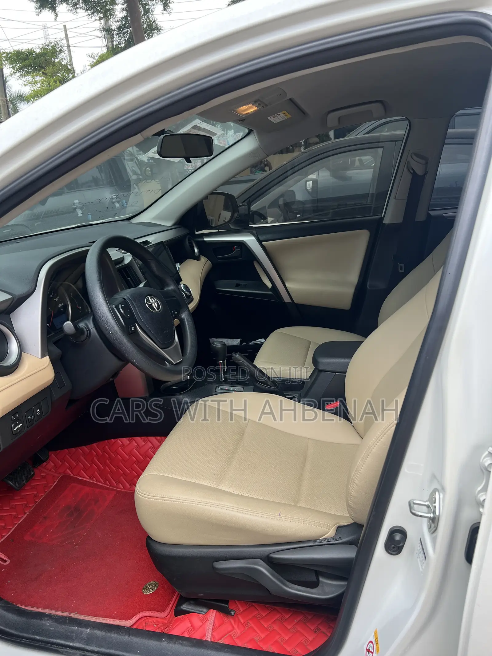 Toyota RAV4 2017 White