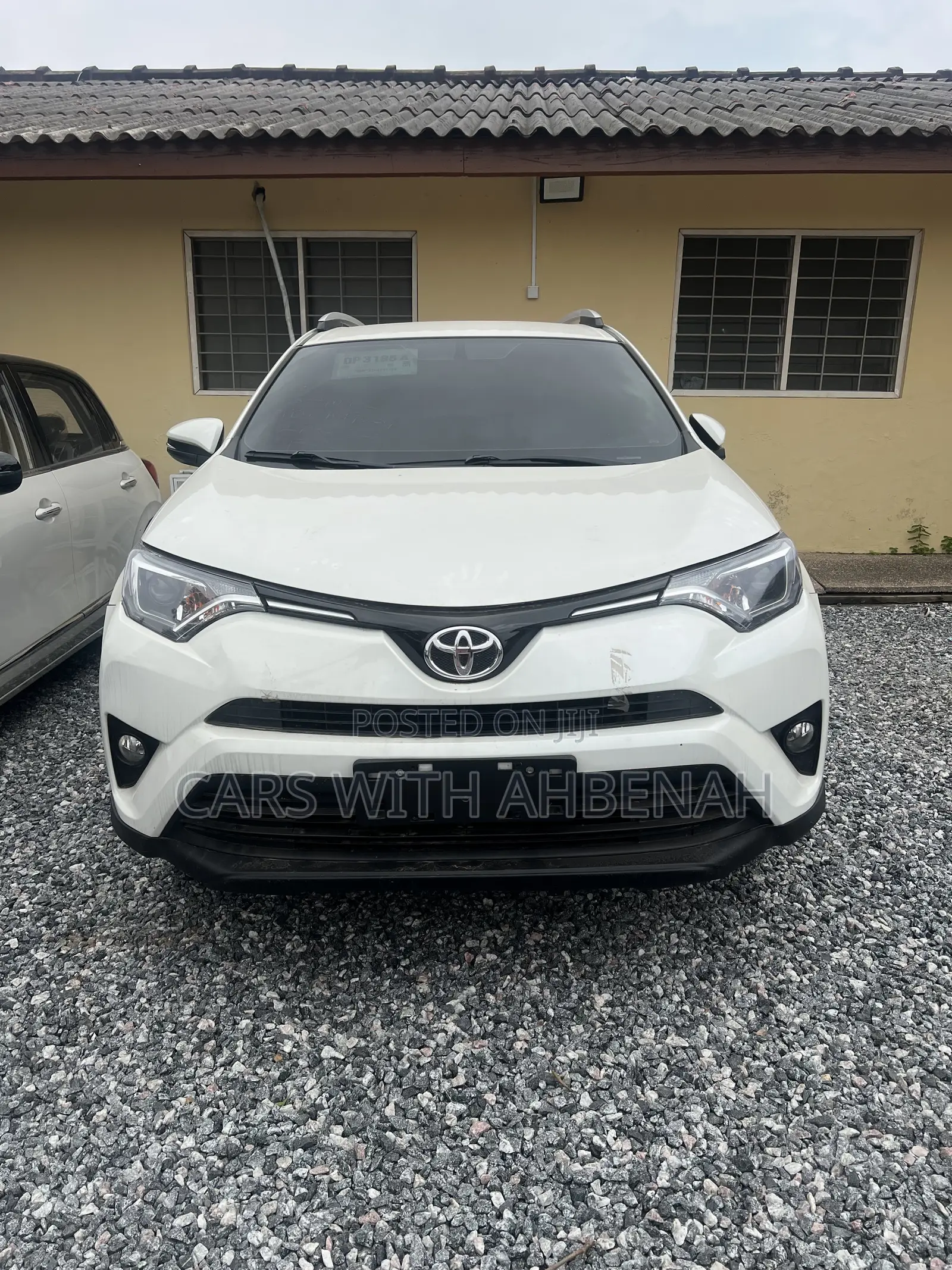 Toyota RAV4 2017 White