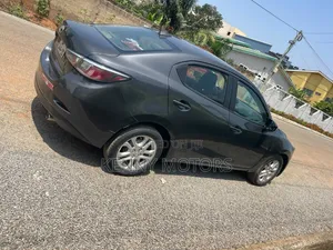 Toyota Yaris iA 1.5 FWD 2017 Black