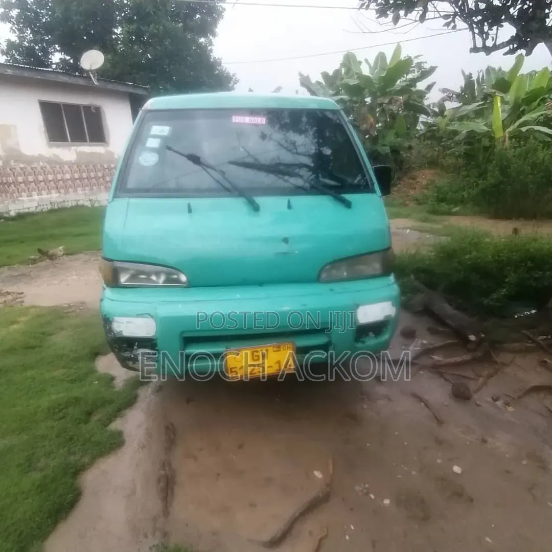 Hyundai H-100 1995 Green