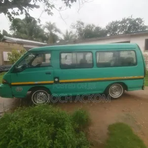 Hyundai H-100 1995 Green