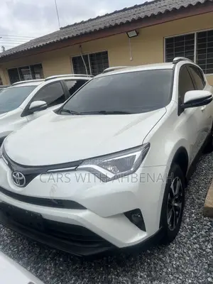 Toyota RAV4 2019 White
