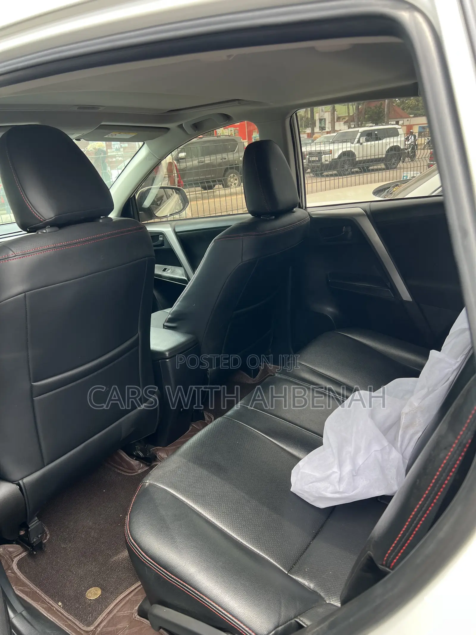 Toyota RAV4 2019 White
