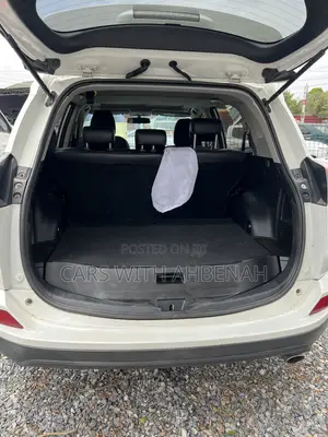 Toyota RAV4 2019 White