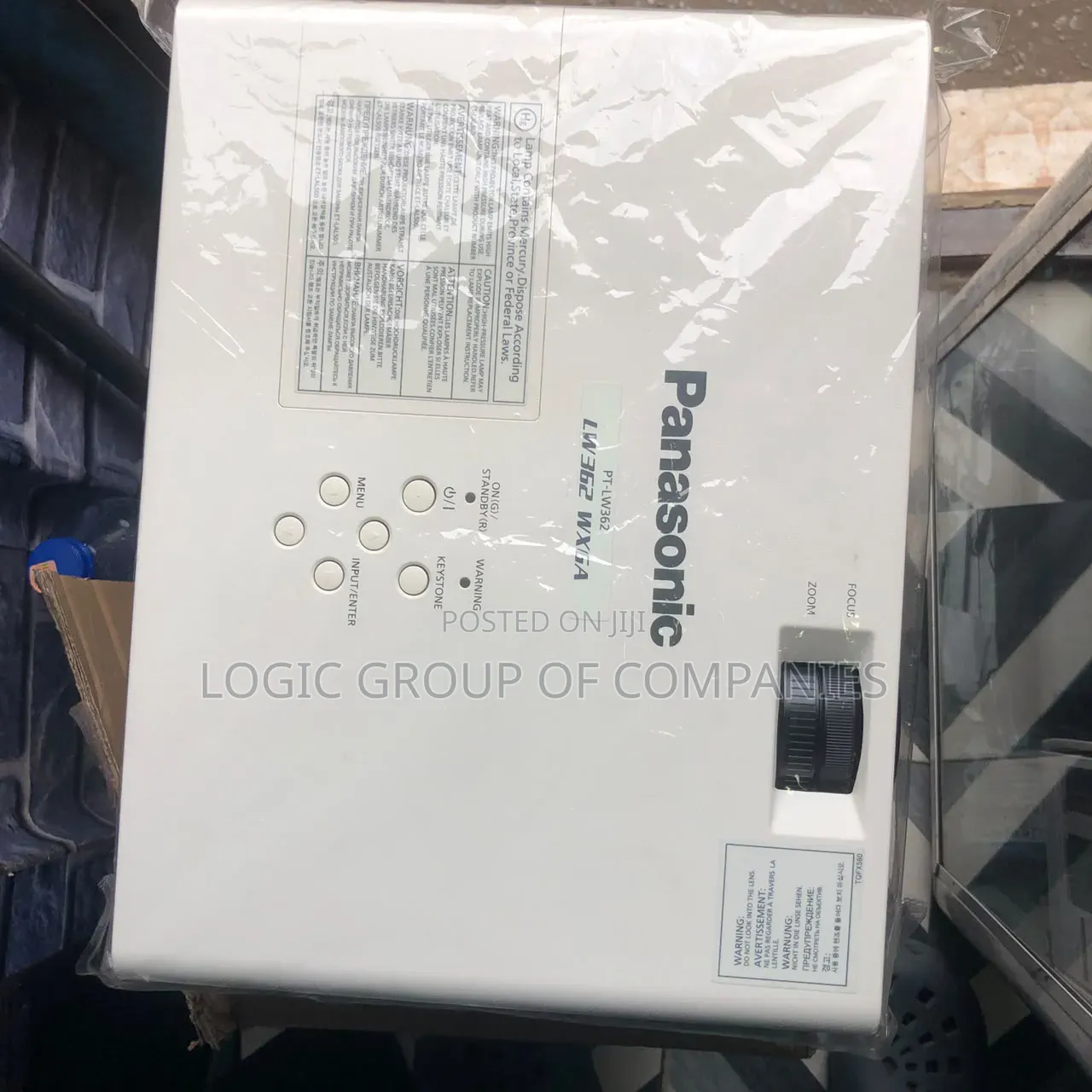 Projector Pt- Lw362