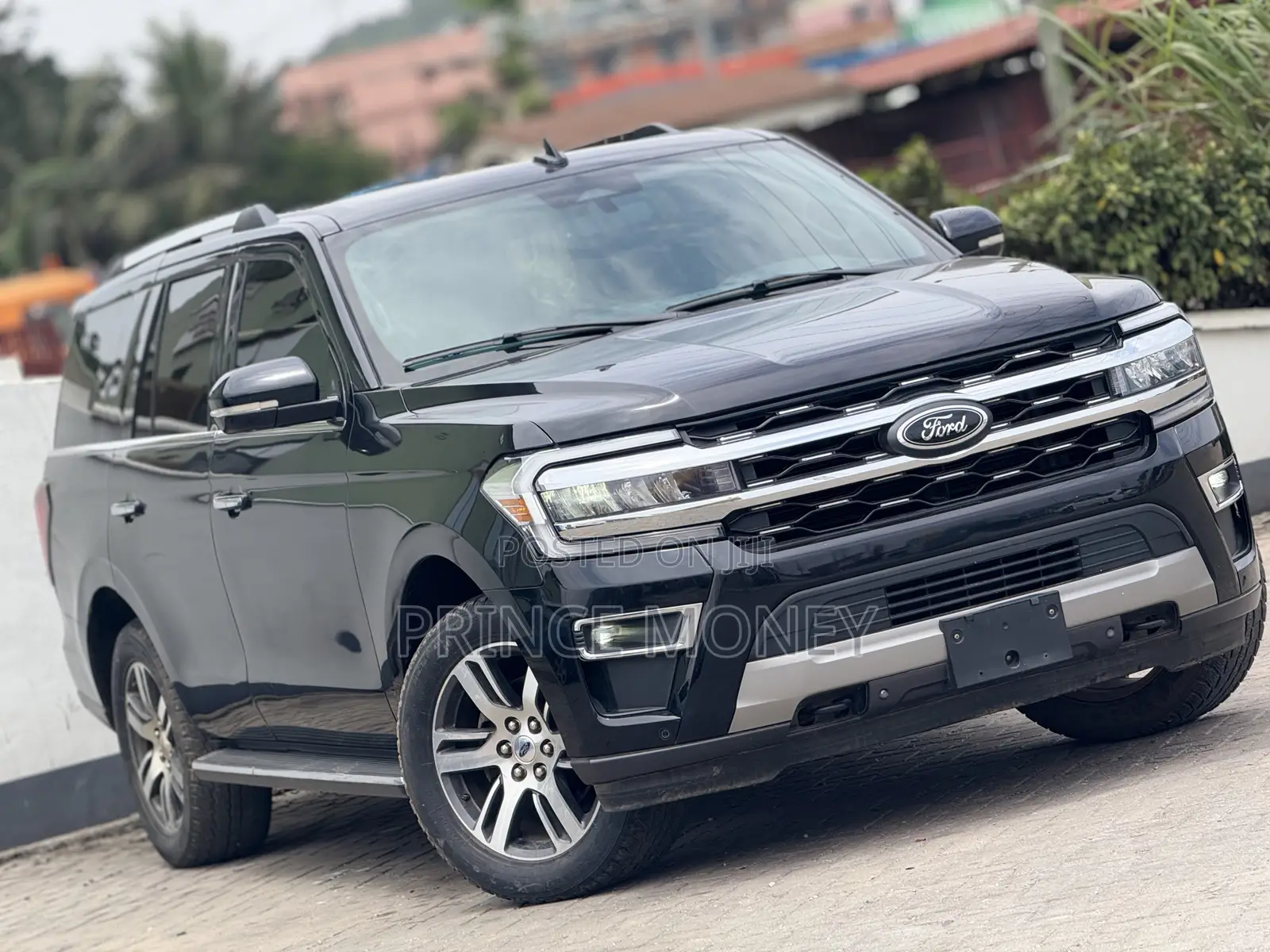 Ford Expedition 2022 Black