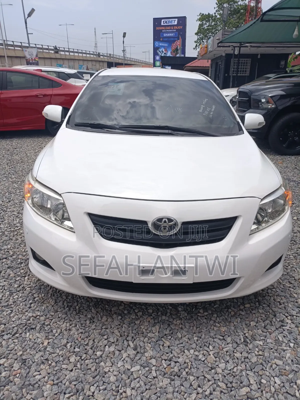 Toyota Corolla 2010 White