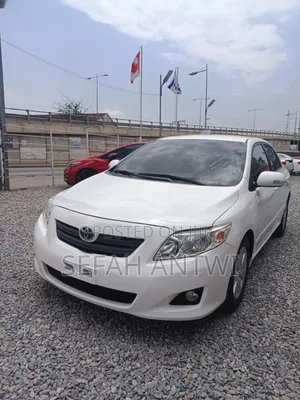 Toyota Corolla 2010 White