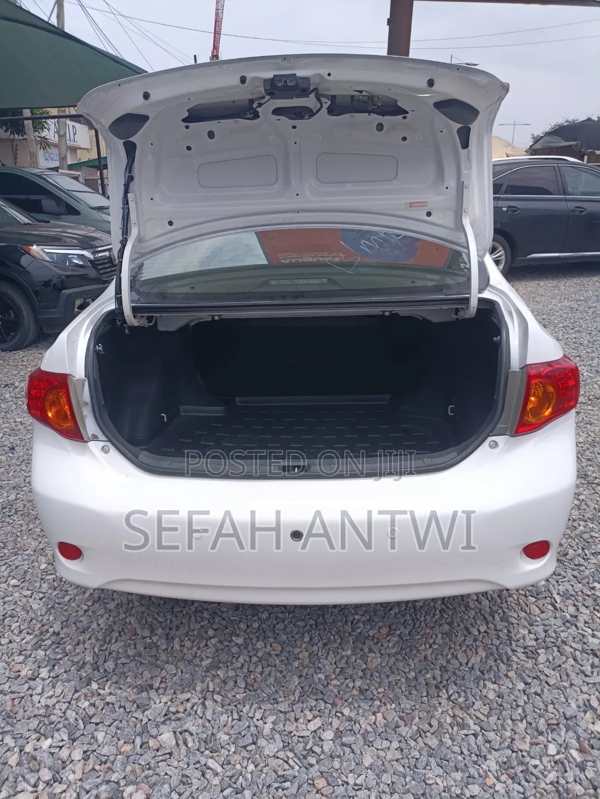 Toyota Corolla 2010 White