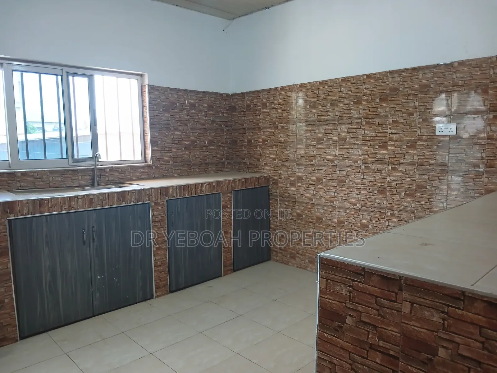 2bdrm Apartment in Spintex Shell, Coca Cola for rent