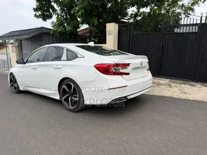 Honda Accord Sport 2018 White