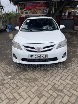 Toyota Corolla 2009 White