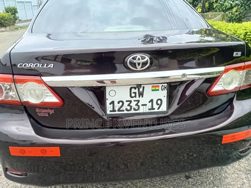 Toyota Corolla L 4dr Sedan (1.8L 4cyl 5M) 2012 Brown