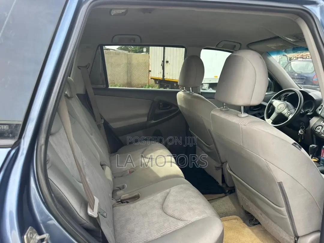 Toyota RAV4 2012 Blue