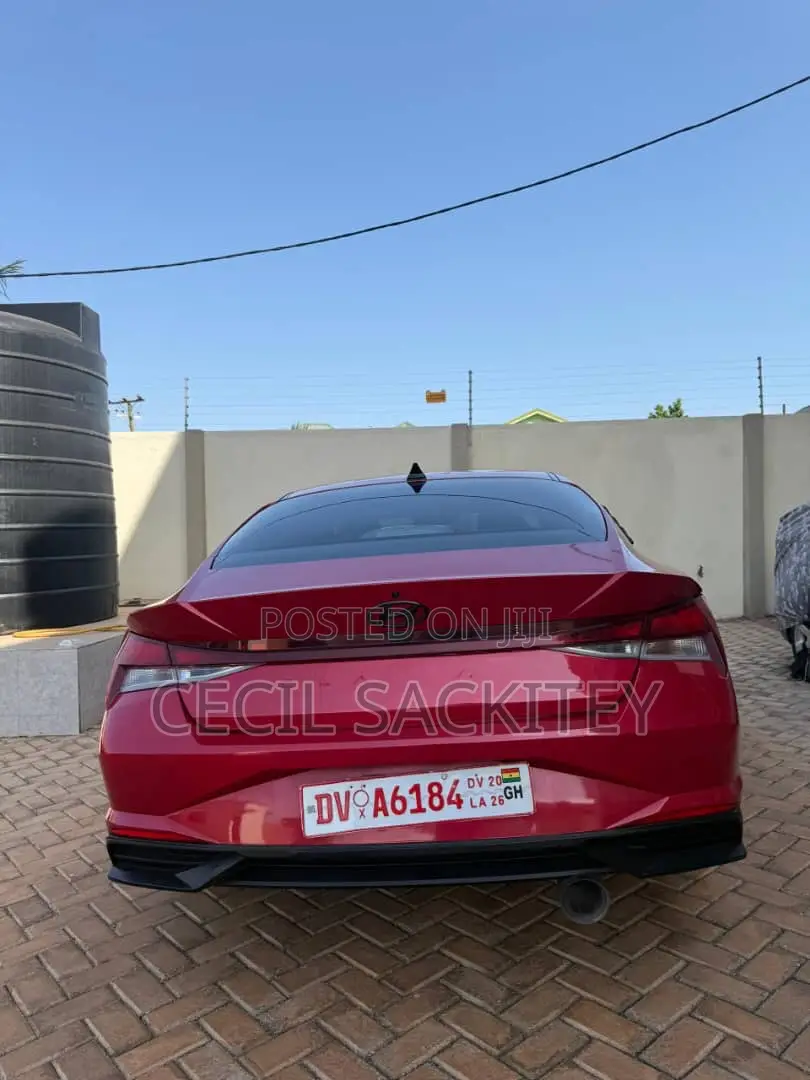 Hyundai Elantra SEL 2022 Red