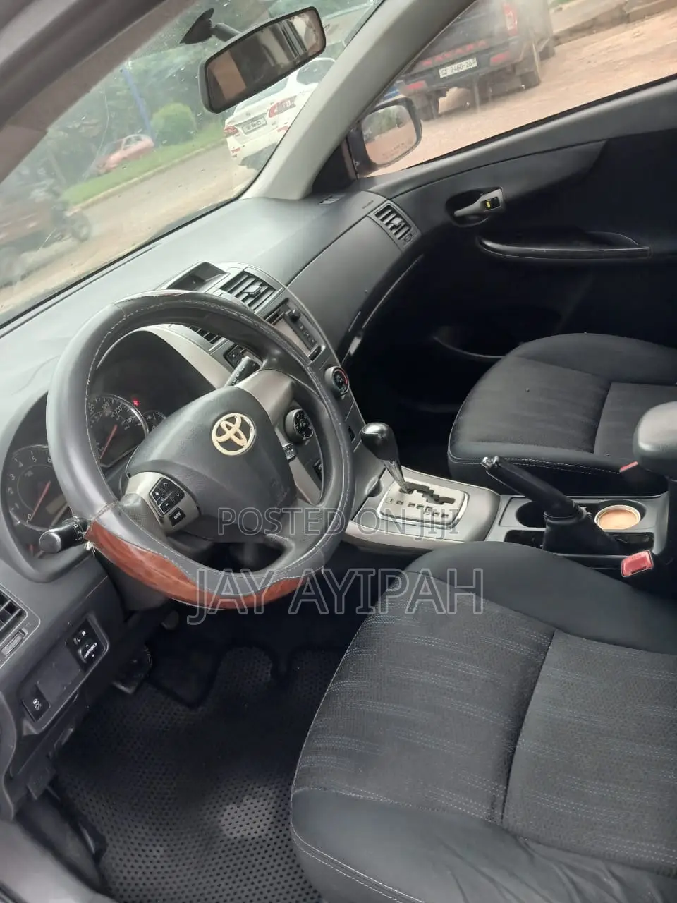 Toyota Corolla S 4dr Sedan (1.8L 4cyl 4A) 2013 Gray