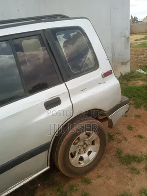 Suzuki Sidekick 2005 Gray