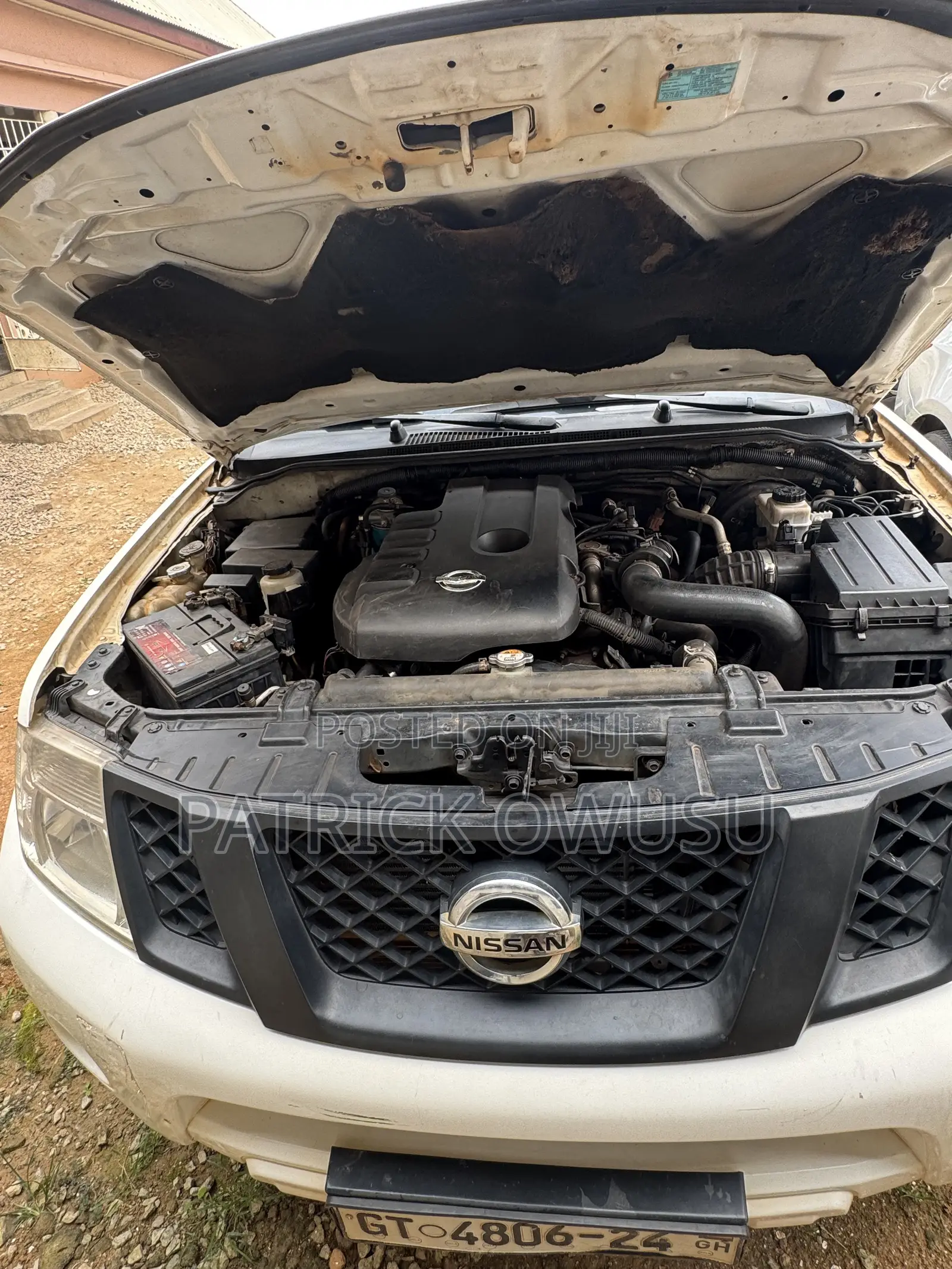 Nissan Navara 2013 White