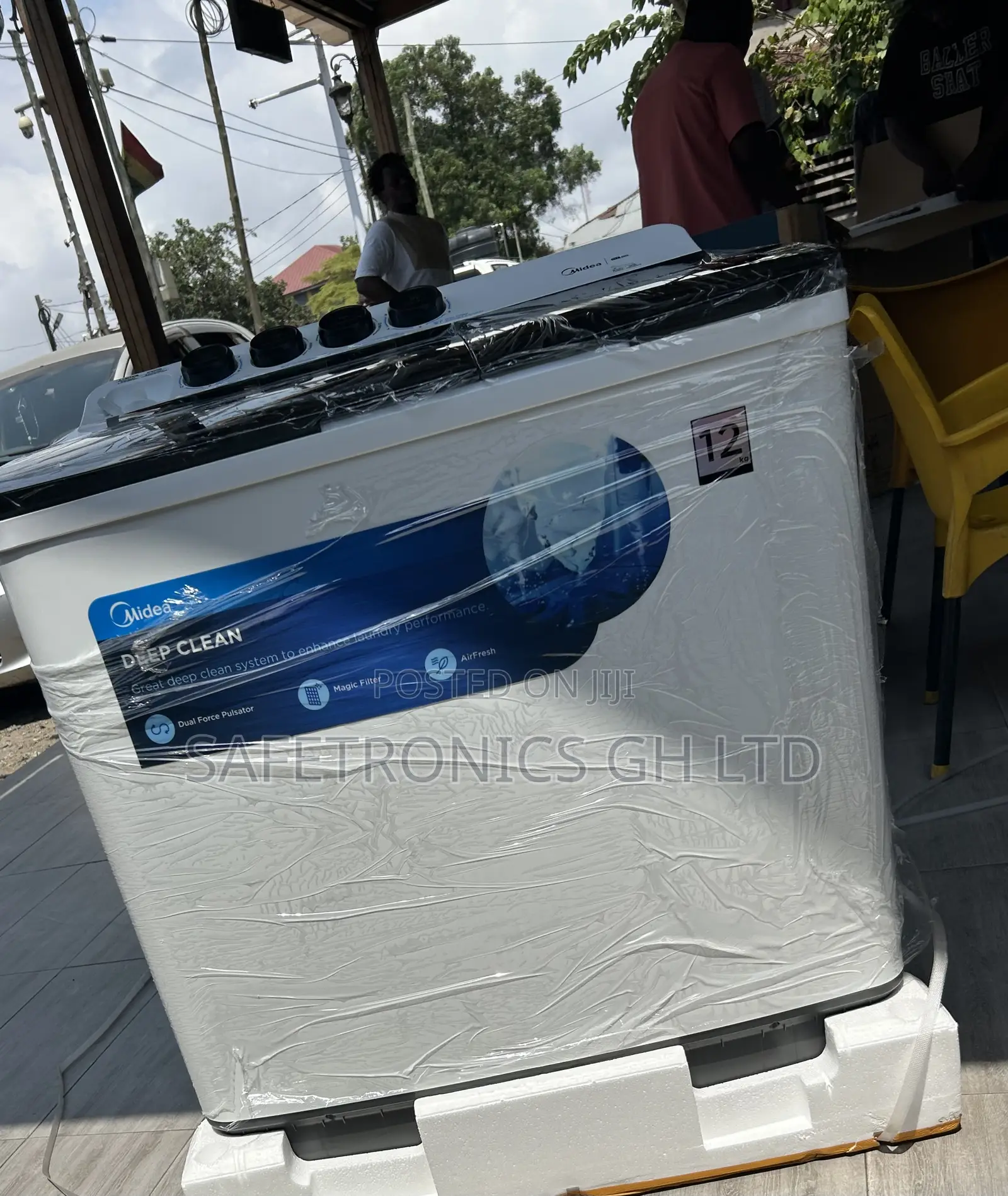 Perfect Sleek Midea 12kg Semi Auto Twin Tub Washing Machine