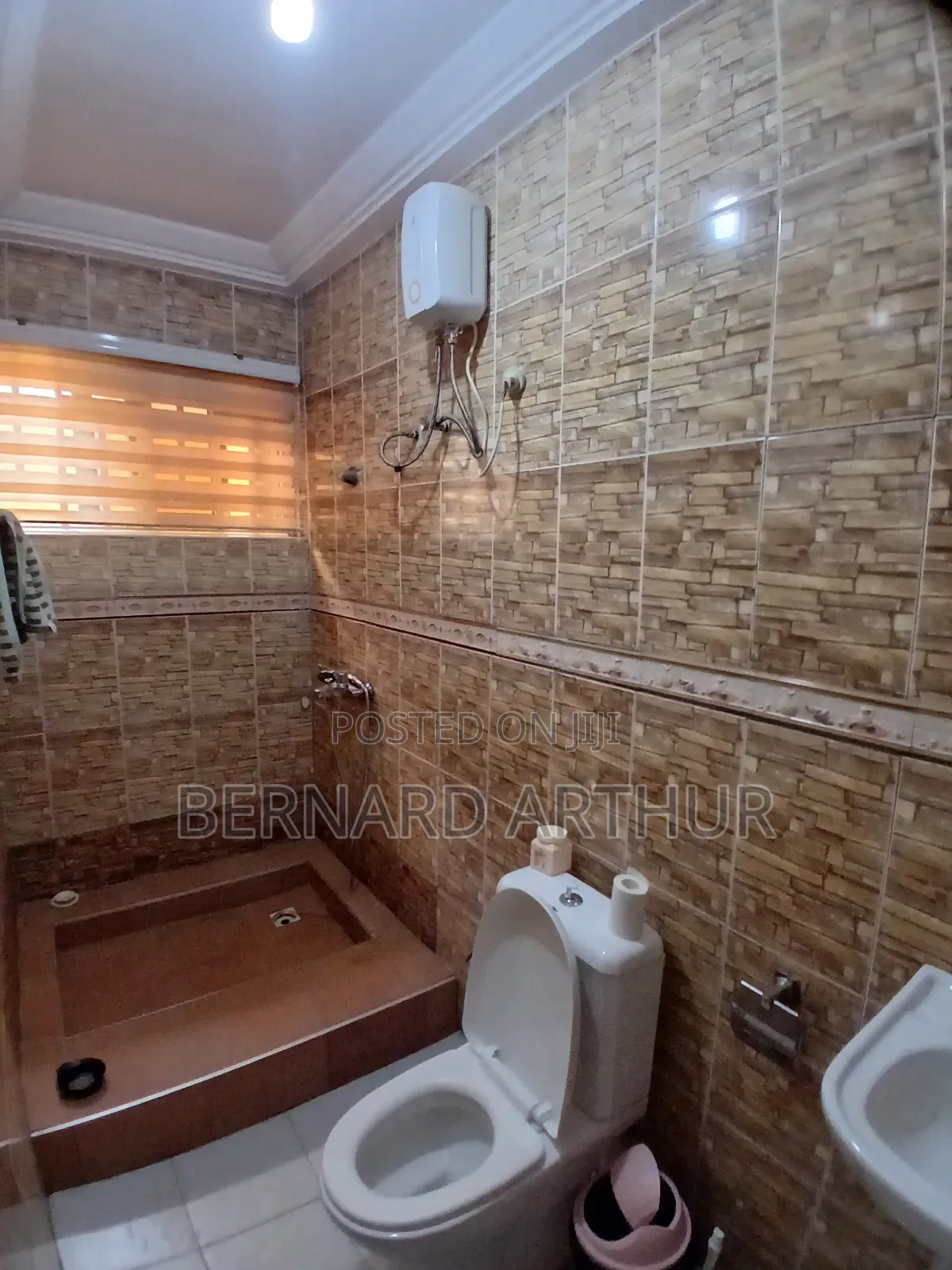4bdrm House in Bernard Agency, Pokuase for rent