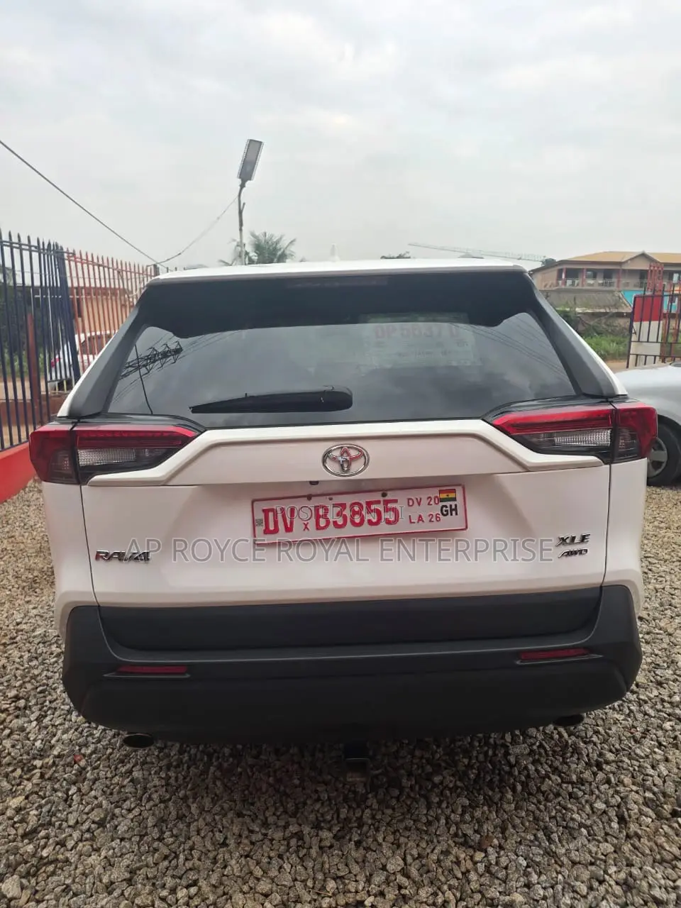 Toyota RAV4 XLE 2022 White