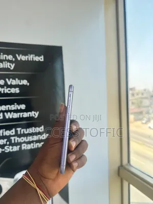Apple iPhone 11 64 GB Purple