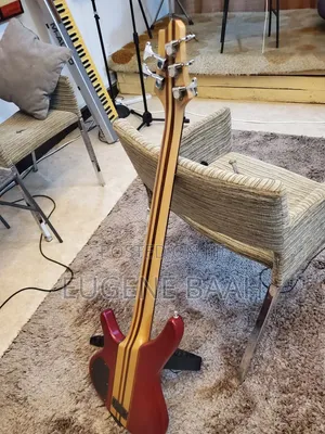 Bass Guitar, Yamaha Active