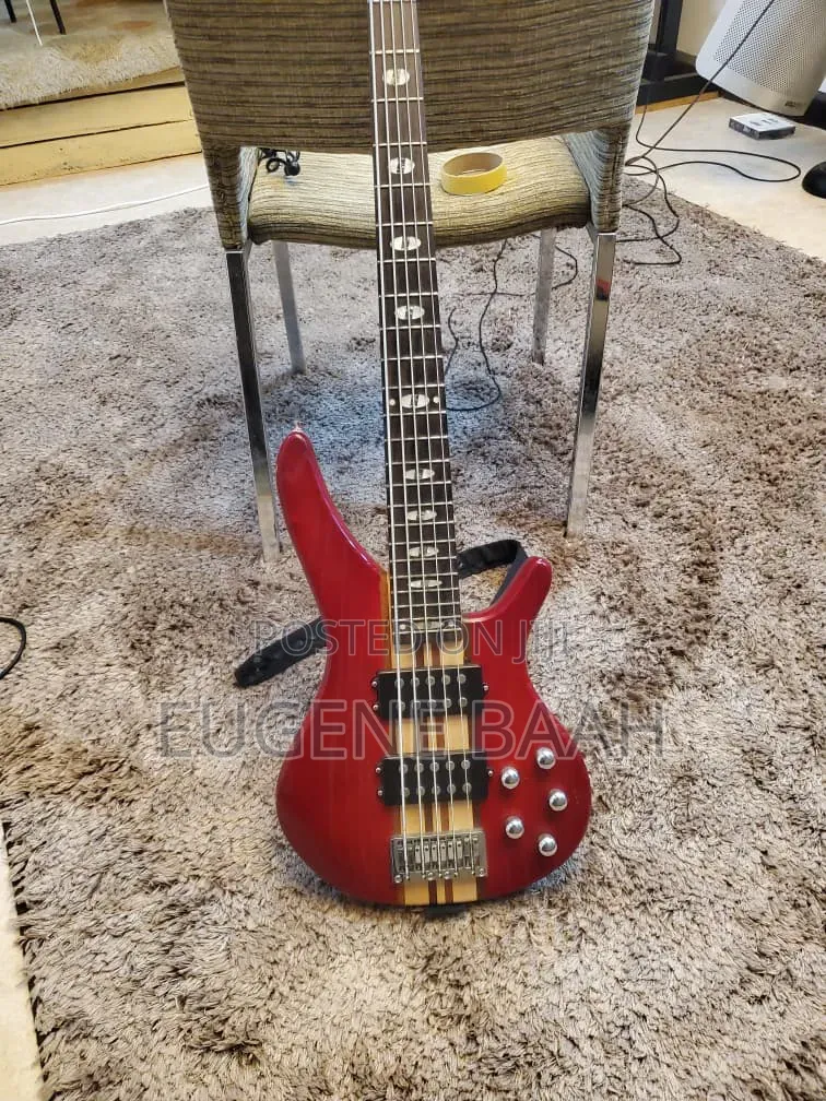 Bass Guitar, Yamaha Active