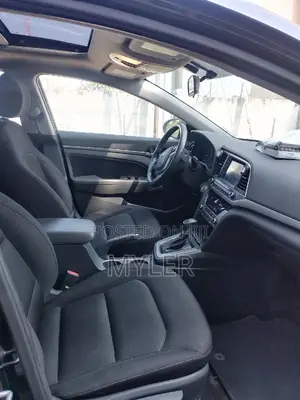 Hyundai Elantra Value Edition Sedan FWD (2.0L 4cyl 6A) 2017 Black