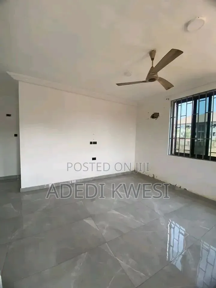 4bdrm House in Adjiriganor, Tsui-Bleoo for sale