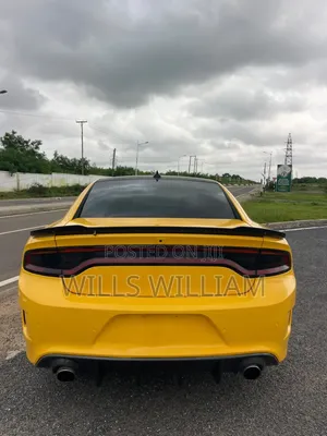 Dodge Charger 2018 Yellow