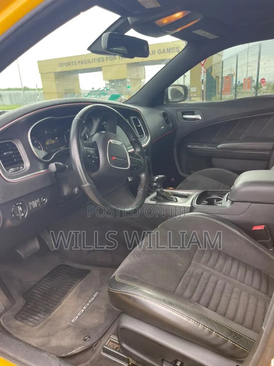 Dodge Charger 2018 Yellow