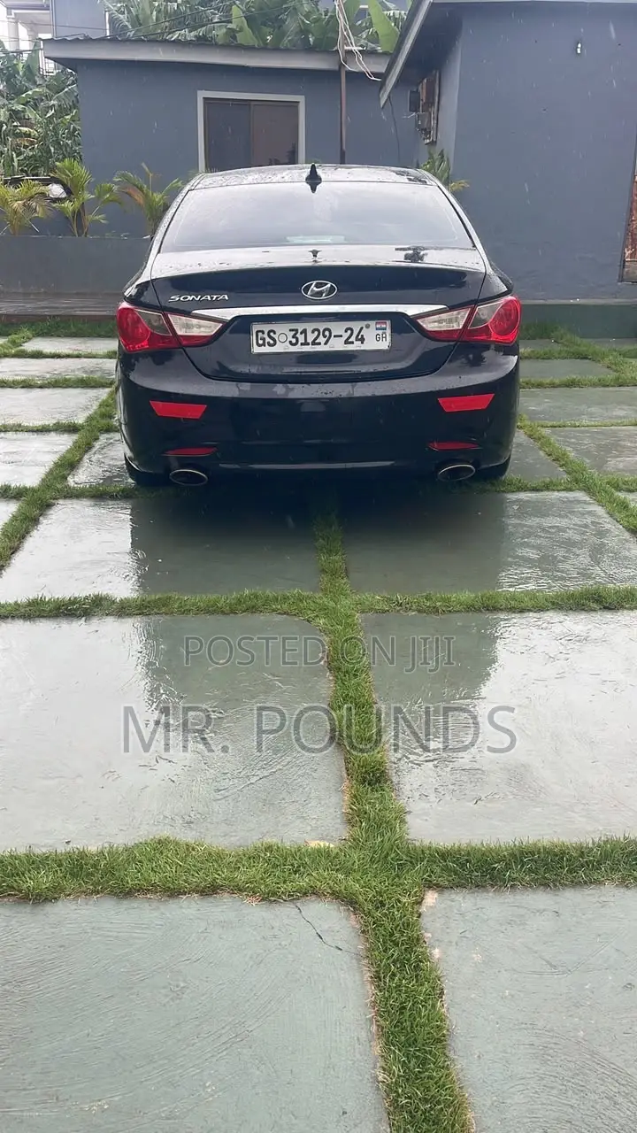 Hyundai Sonata 2013 Black