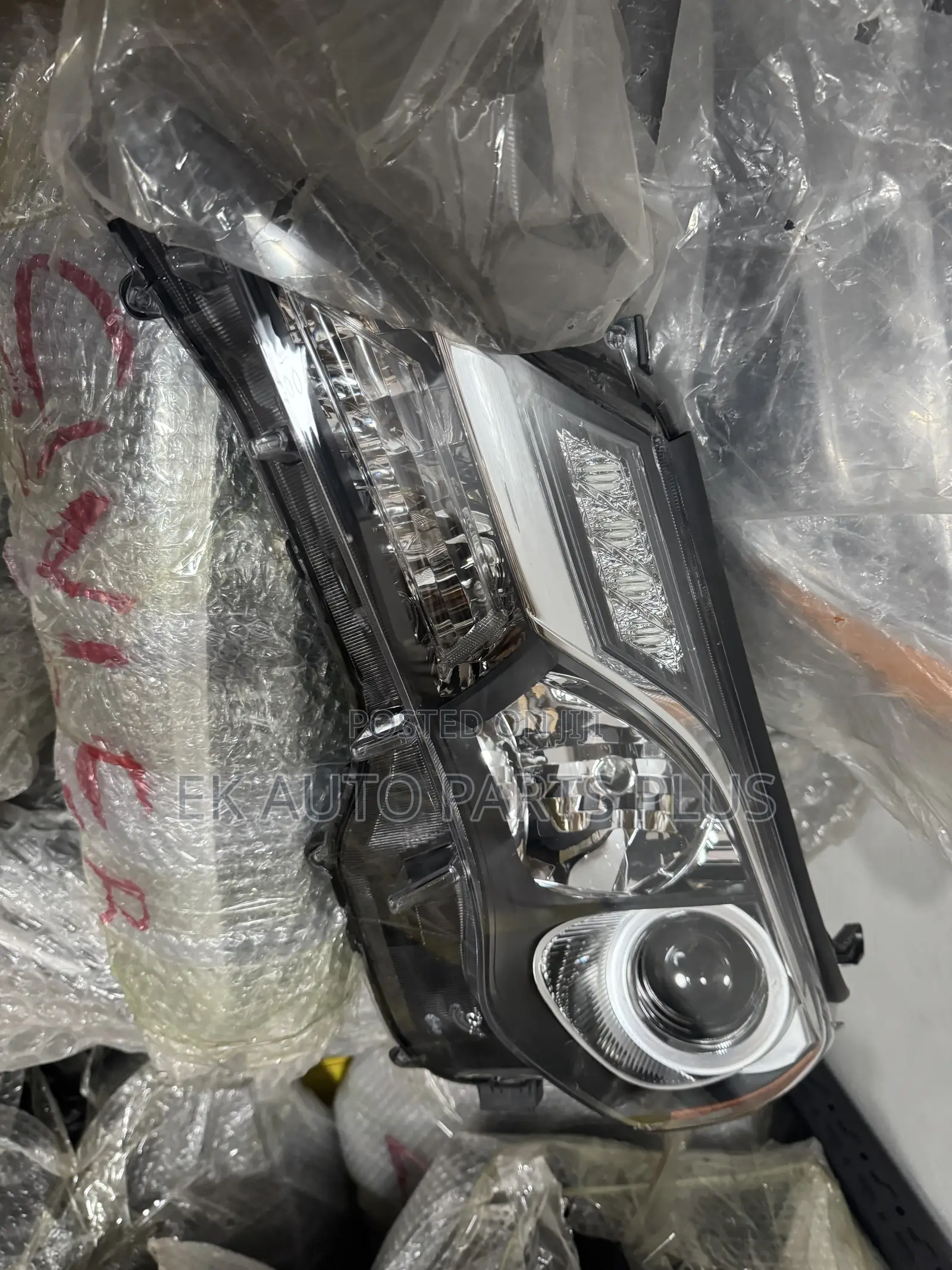 Toyota RAV4 Headlight 2013 2014 2015