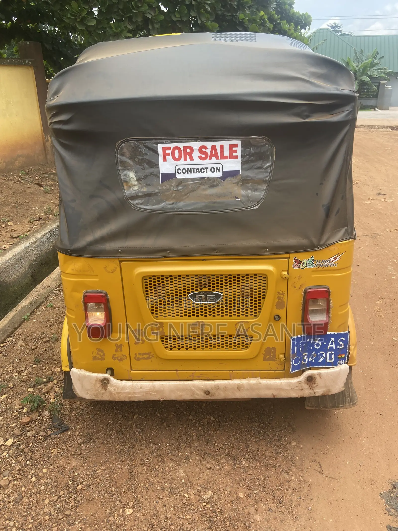 Bajaj RE 2026 Yellow