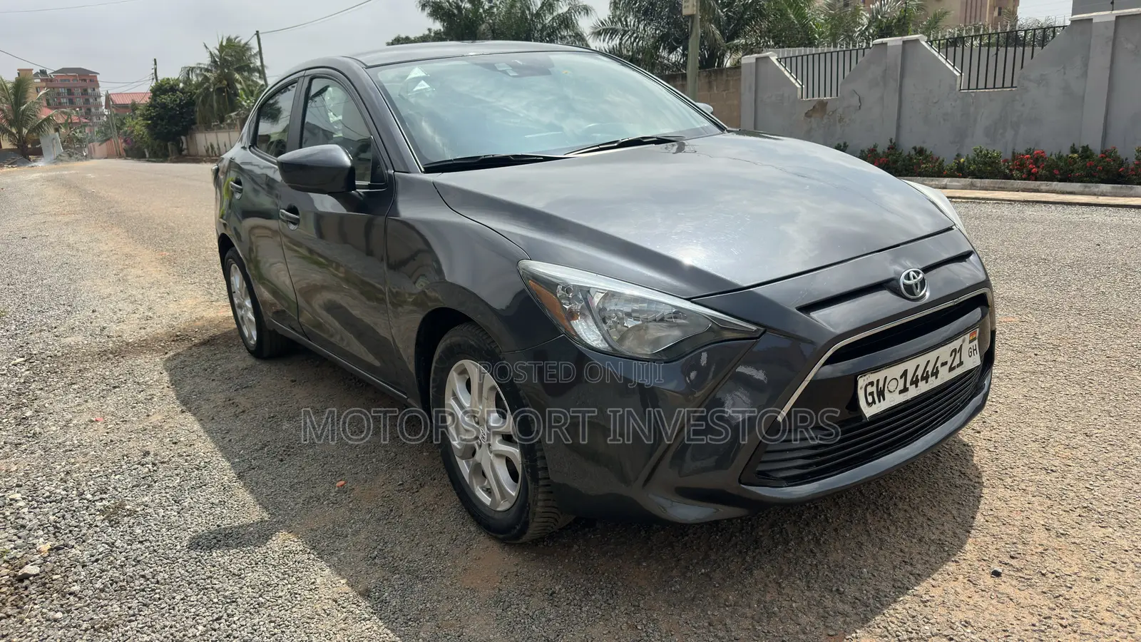 Toyota Yaris iA 1.5 FWD 2018 Gray
