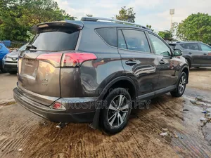 Toyota RAV4 2016 Gray