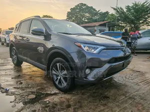 Toyota RAV4 2016 Gray