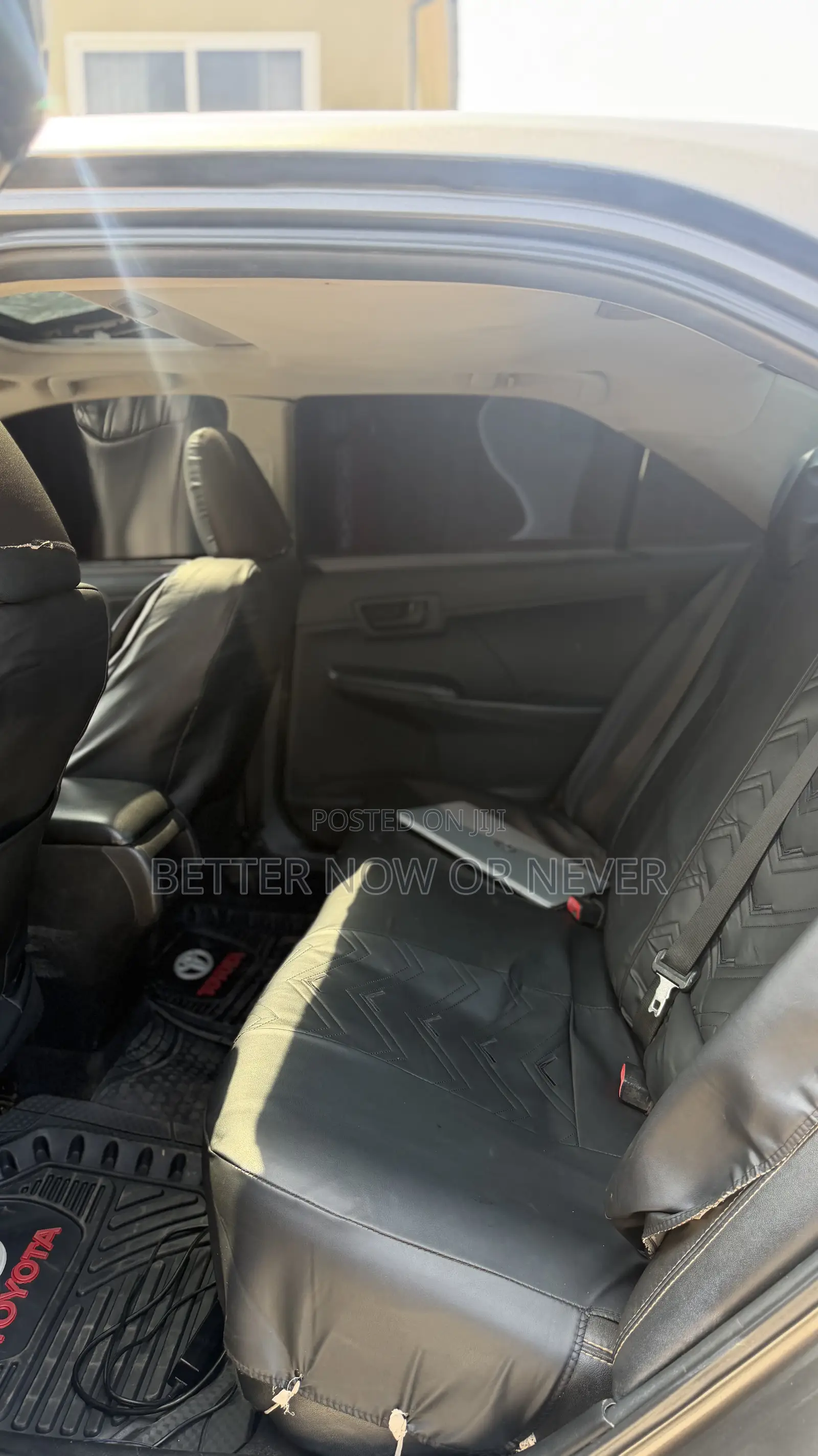 Toyota Camry SE 4dr Sedan (2.5L 4cyl 6A) 2014 Gray
