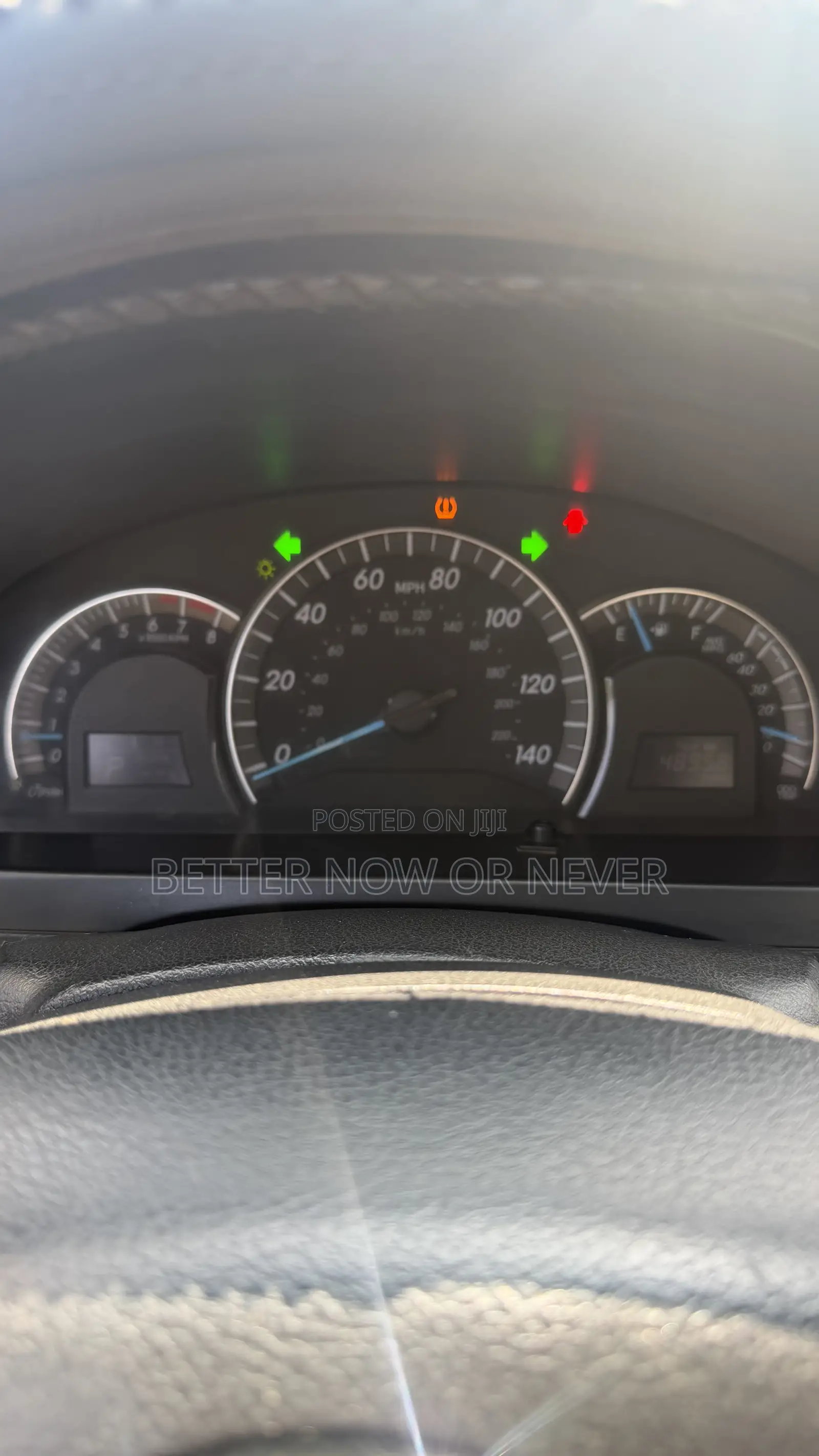 Toyota Camry SE 4dr Sedan (2.5L 4cyl 6A) 2014 Gray