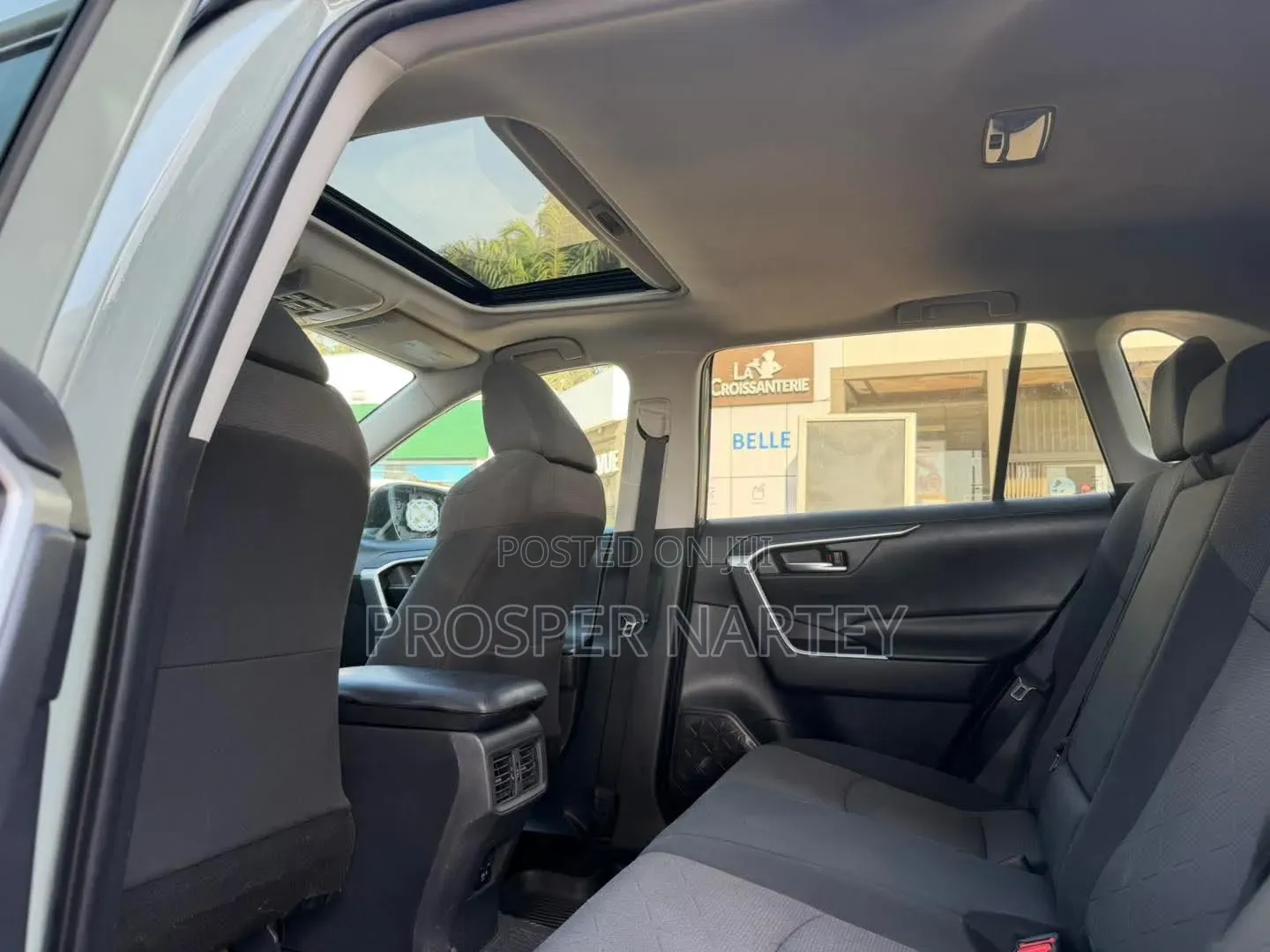 Toyota RAV4 2021 Gray