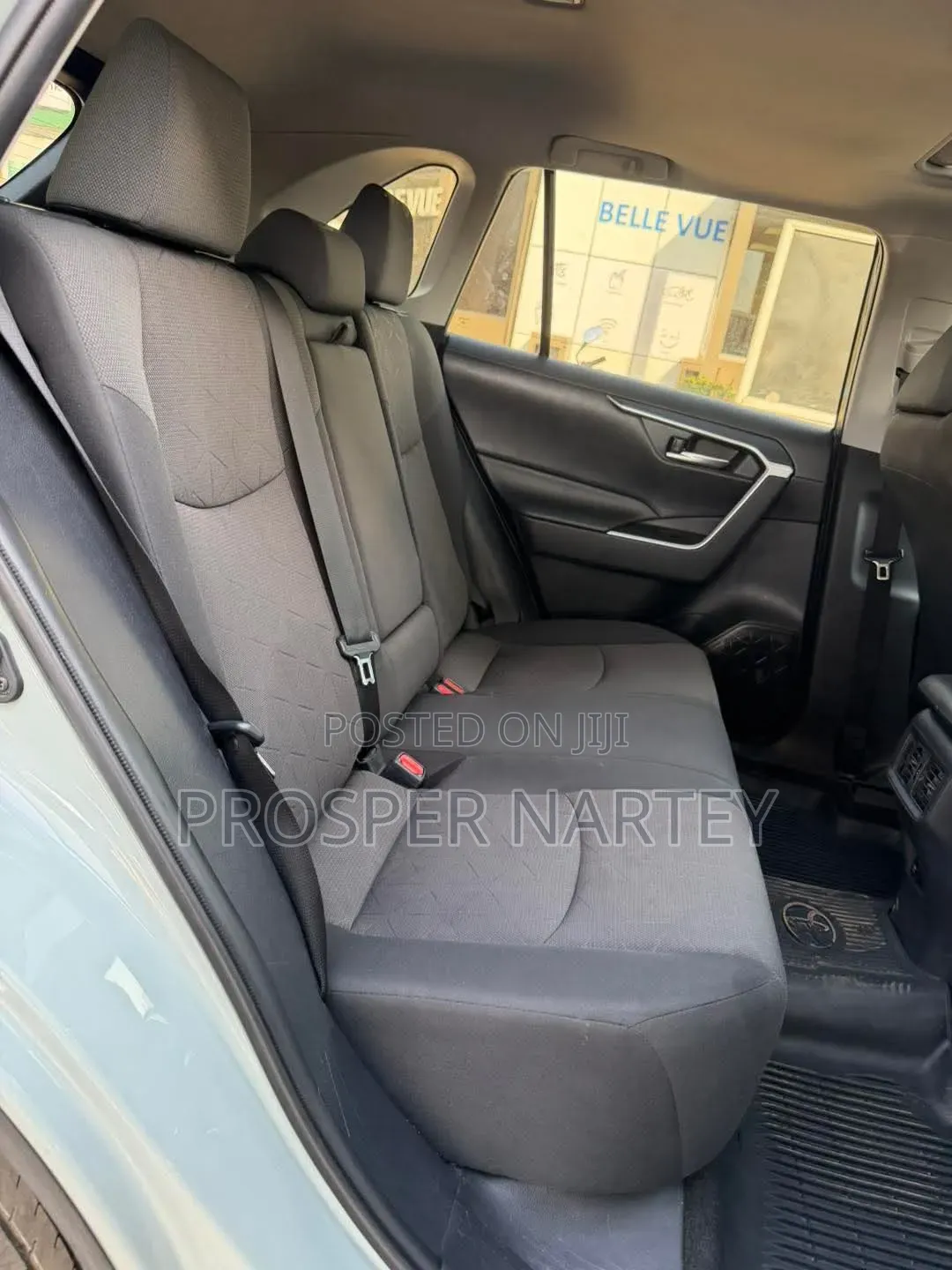 Toyota RAV4 2021 Gray