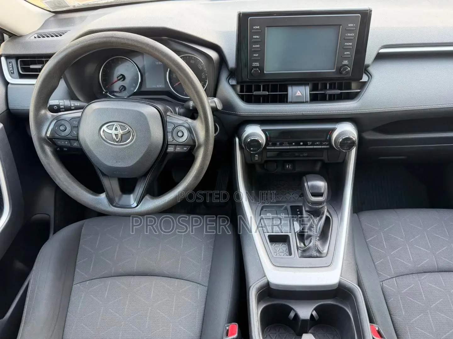 Toyota RAV4 2021 Gray