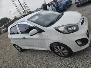 Kia Morning 2015 Gold