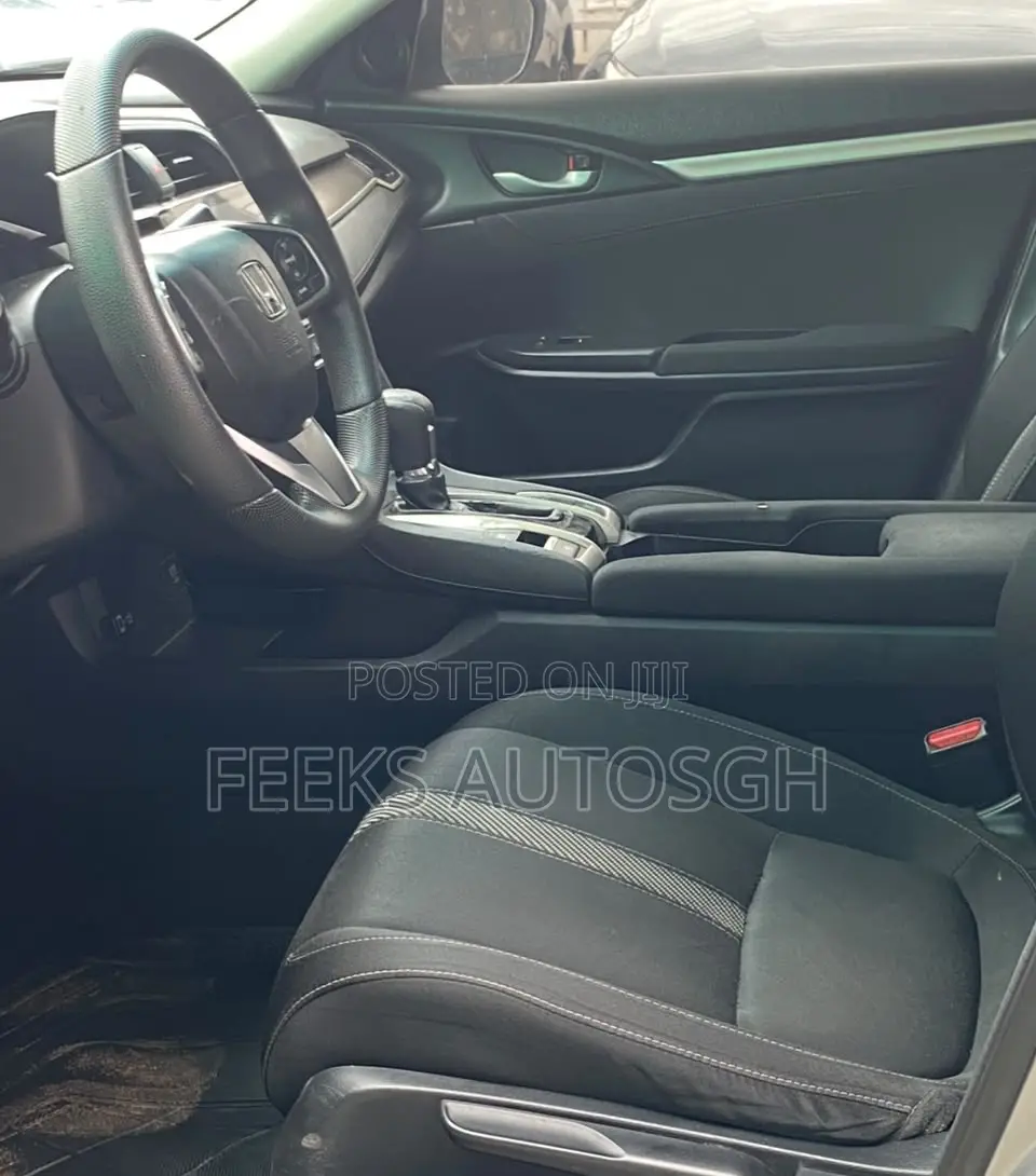 Honda Civic EX 4dr Sedan (2.0L 4cyl) 2017 Silver