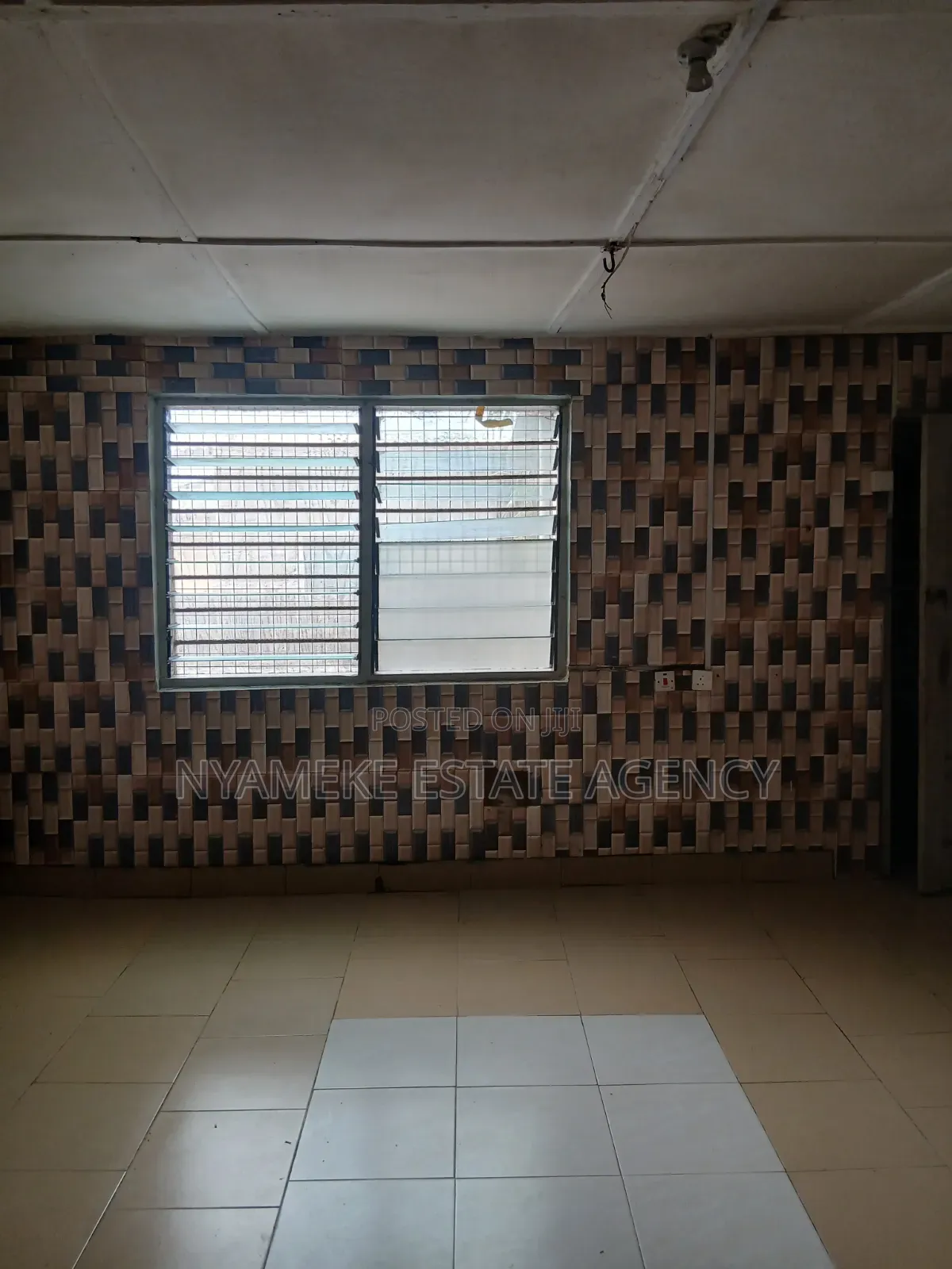 1bdrm Apartment in Karikari, Exhibition for rent