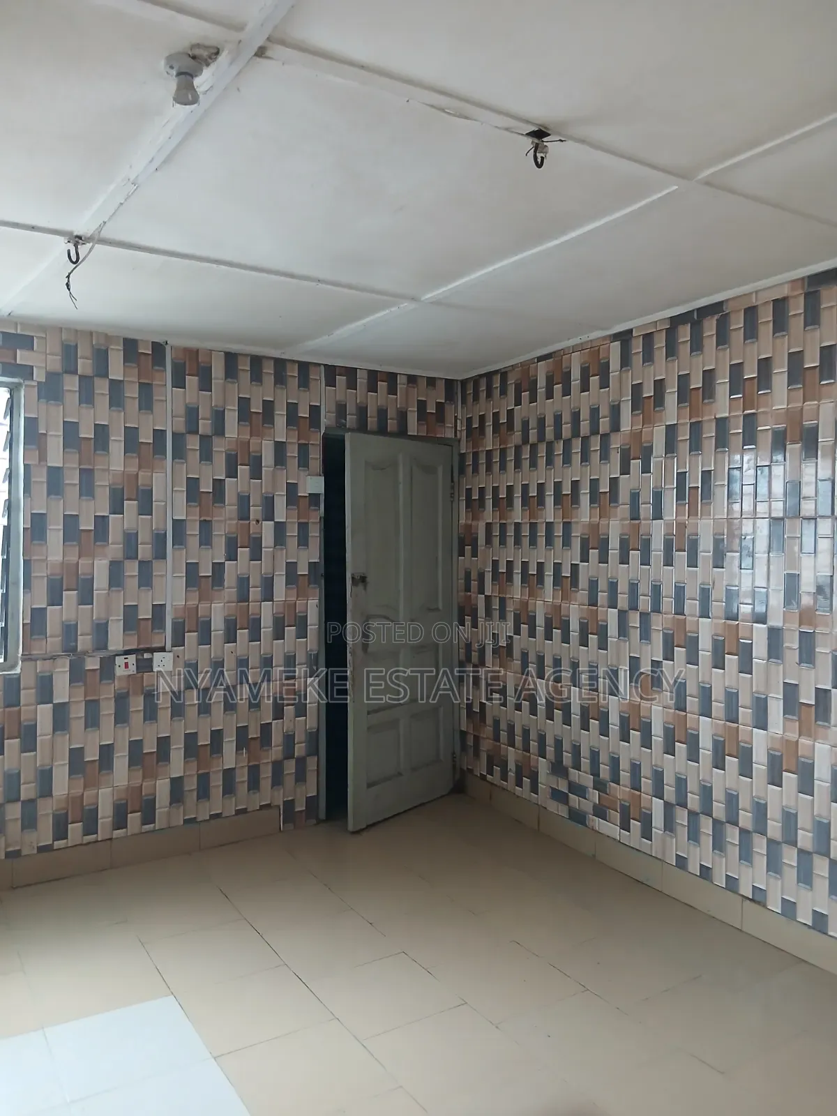 1bdrm Apartment in Karikari, Exhibition for rent